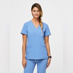FIGS Casma Three-Pocket Scrub Top Size XS Ceil Blue